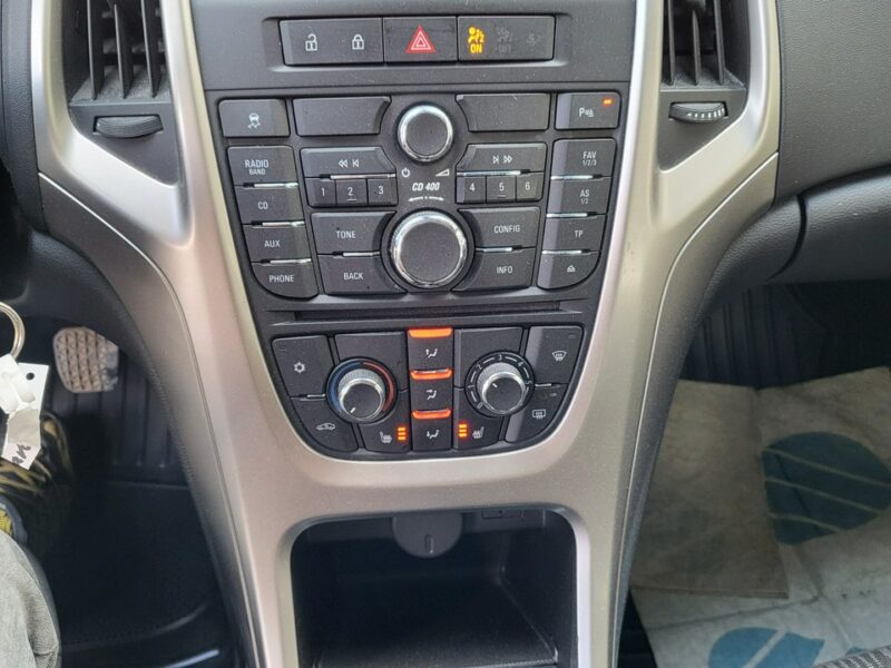 Opel Astra 1.6 116 KM I Właściciel 100% Przebieg Z Niemiec Opłaty Zapraszamy !!! J (2009-2019)