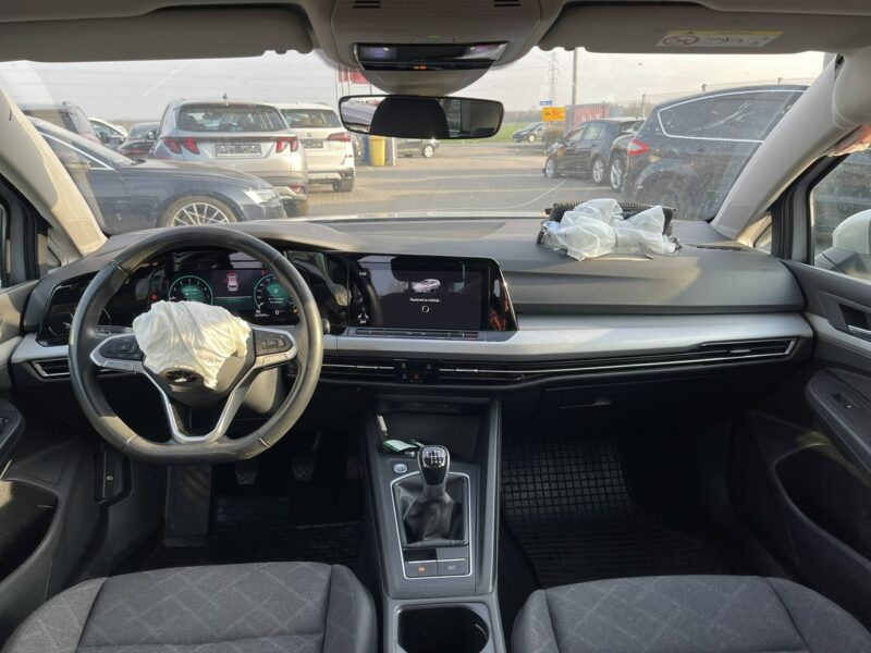 Volkswagen Golf Podgrzewanie Czujniki parkowania Virtual cockpit VIII (2020-)