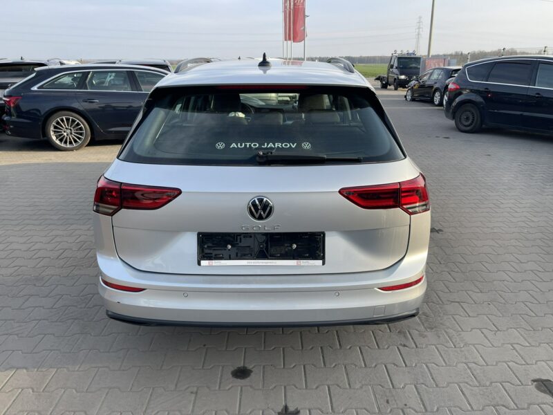 Volkswagen Golf Podgrzewanie Czujniki parkowania Virtual cockpit VIII (2020-)