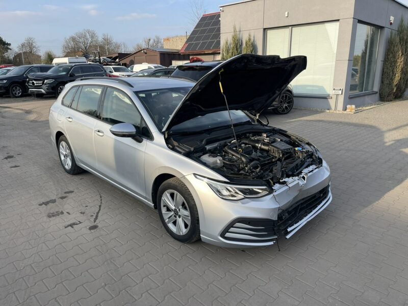 Volkswagen Golf Podgrzewanie Czujniki parkowania Virtual cockpit VIII (2020-)