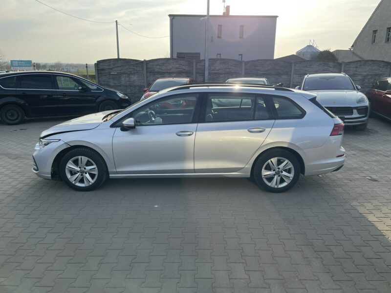 Volkswagen Golf Podgrzewanie Czujniki parkowania Virtual cockpit VIII (2020-)