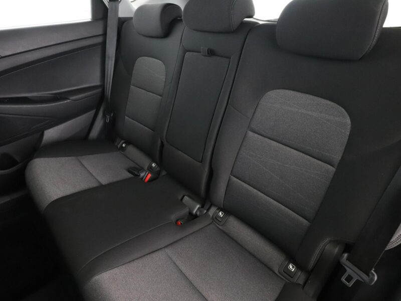 Hyundai Tucson FL 1.6 TGDI Automat 4WD Klima Tempomat Grzane Fotele Kierownica Kamera III (2015-2020)