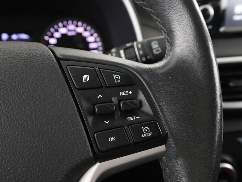 Hyundai Tucson FL 1.6 TGDI Automat 4WD Klima Tempomat Grzane Fotele Kierownica Kamera III (2015-2020)