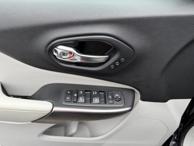 Jeep Cherokee V (2014-)