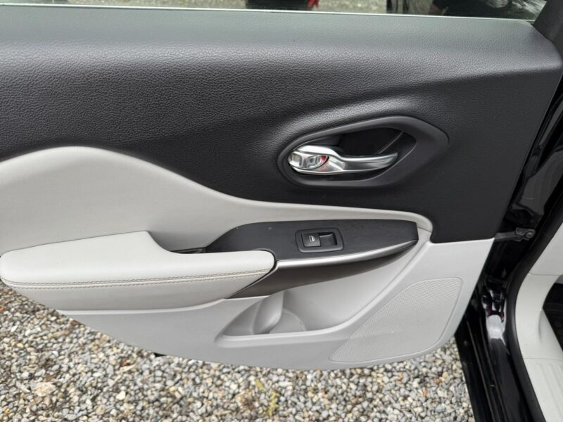 Jeep Cherokee V (2014-)