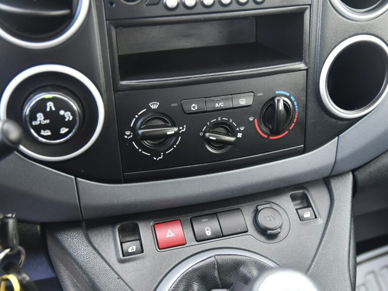 Citroen Berlingo 1,6hdi DUDKI11 5 Osób, Klimatyzacja.Tempomat.Hak.Parktronic,Okazja II (2008-2018)