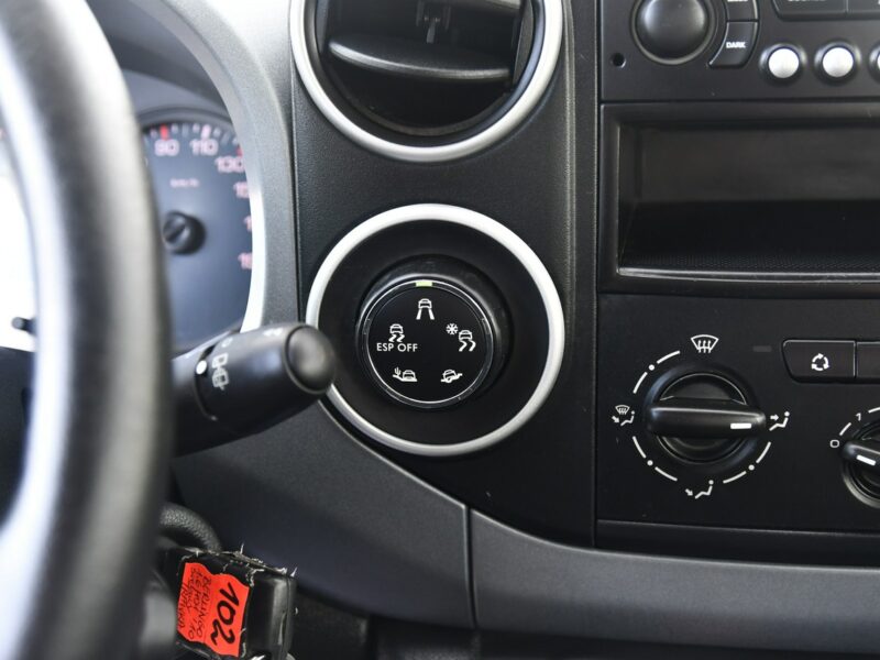 Citroen Berlingo 1,6hdi DUDKI11 5 Osób, Klimatyzacja.Tempomat.Hak.Parktronic,Okazja II (2008-2018)
