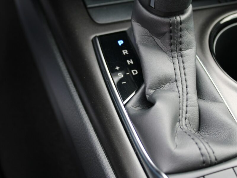 Toyota Camry 2.5 Hybrid e-CTV Comfort F-vat Kamera Gwarancja IX (2018-)