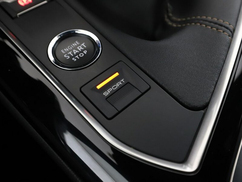 Peugeot 3008 GT, Navi, kam.cofania 180, pamiec foteli, podg.fotele, aut.klima II (2016-)
