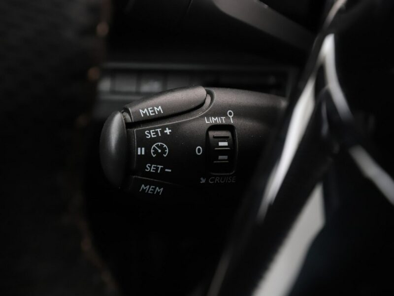 Peugeot 3008 GT, Navi, kam.cofania 180, pamiec foteli, podg.fotele, aut.klima II (2016-)