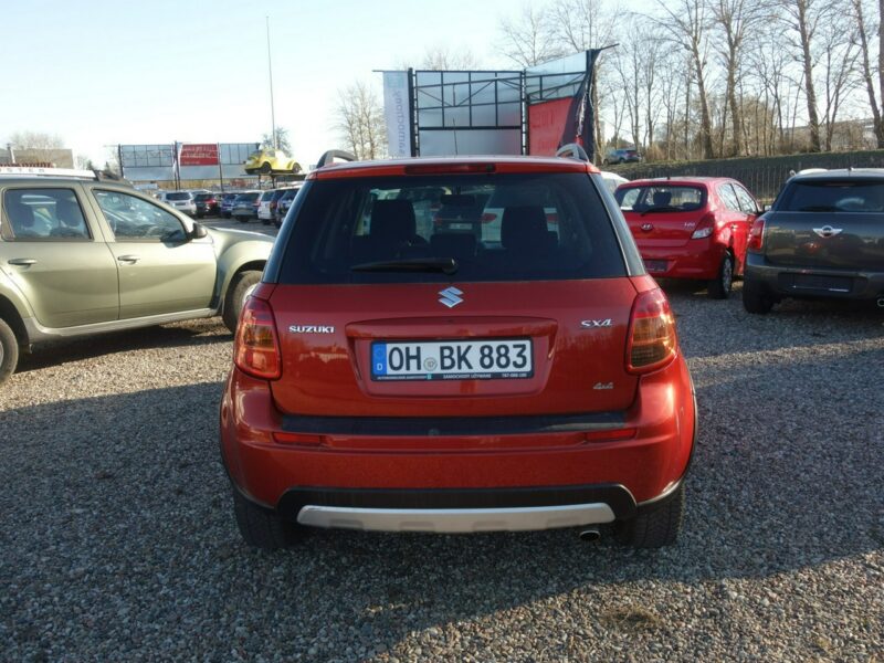 Suzuki SX4 Suzuki SX-4 2011rok 2,0 diesel 135km 4x4 6 biegów klima tempomat I (2006-2013)