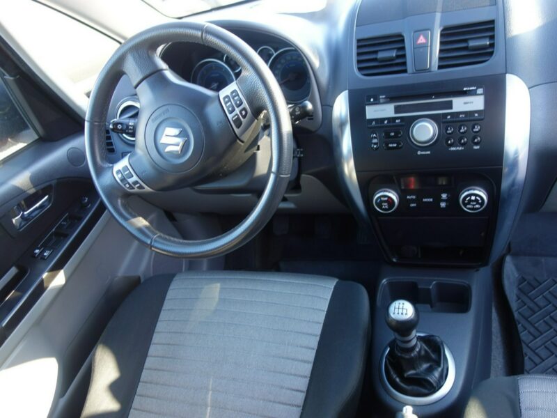 Suzuki SX4 Suzuki SX-4 2011rok 2,0 diesel 135km 4x4 6 biegów klima tempomat I (2006-2013)