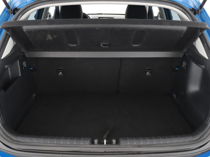 Kia Stonic kamera Bluetooth klima tempomat niski przebieg