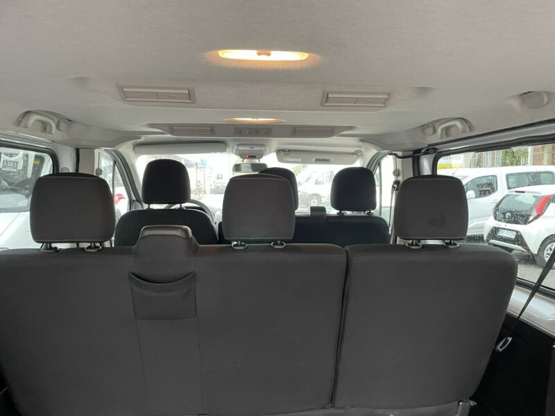 Opel Vivaro Vivaro dla Niepełnosprawnych Inwalida Rampa na 2 Wózki 2019 PFRON II (2014-2019)