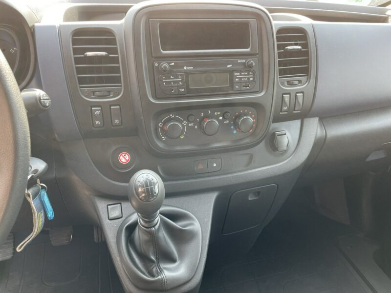 Opel Vivaro Vivaro dla Niepełnosprawnych Inwalida Rampa na 2 Wózki 2019 PFRON II (2014-2019)