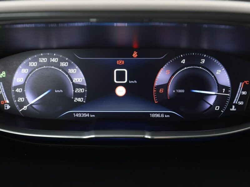 Peugeot 5008 7 os. full LED półskóra navi virtual cocpit kamera i czujniki parkowan II (2017-)