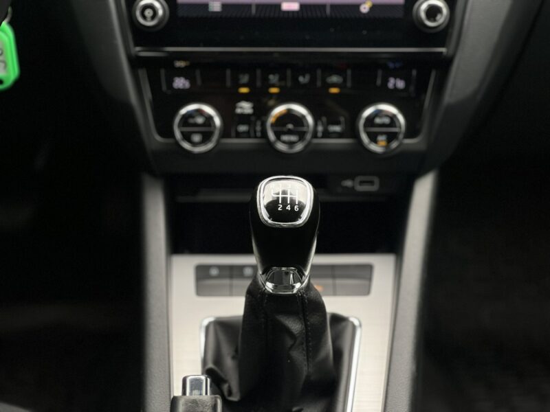 Škoda Octavia Salon Polska Poleasingowy I właściciel Serwis ASO VAT 23% Bezwypadkowy III (2013-)
