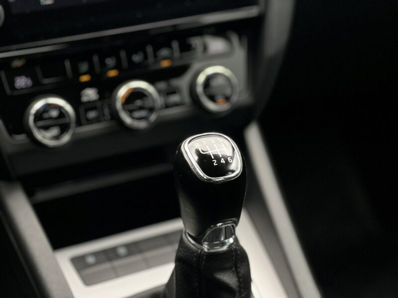 Škoda Octavia Salon Polska Poleasingowy I właściciel Serwis ASO VAT 23% Bezwypadkowy III (2013-)