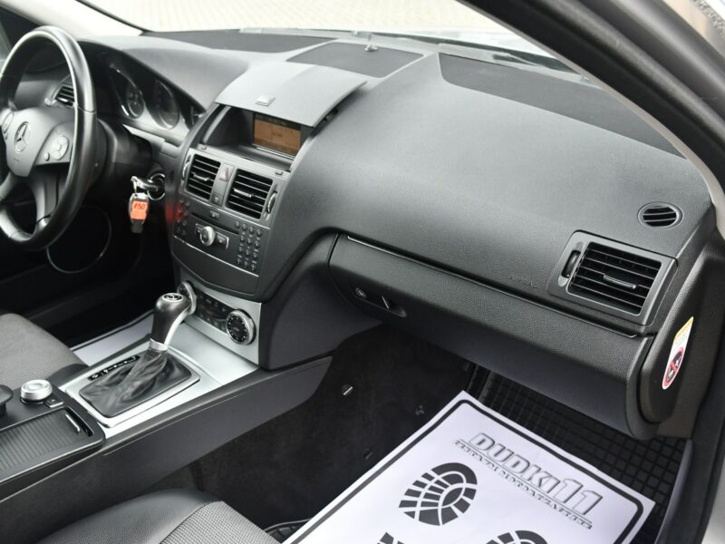 Mercedes C 200 2,2cdi Avantgarde. Navi.Automat.Pól-Skóry.Klimatr 2 str.El.Fotele. W204 (2007-2014)