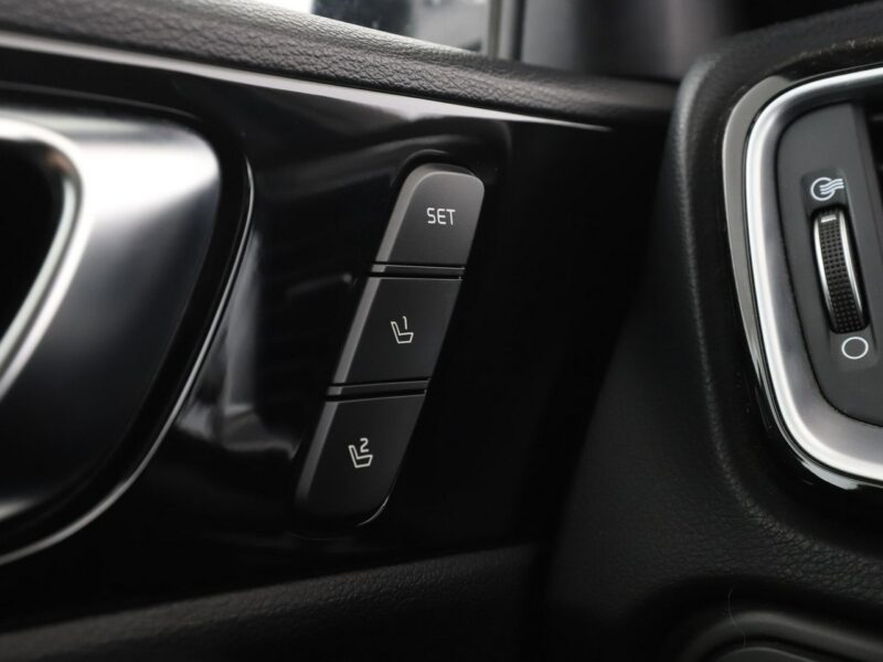 Kia Pro_cee'd Automat full LED, skóra/alcantara navi panorama