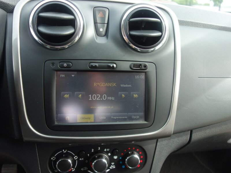 Dacia Sandero Stepway Dacia Sandero Stepway 2015r 900 benzyna 90 km navi tempomat II (2012-2020)
