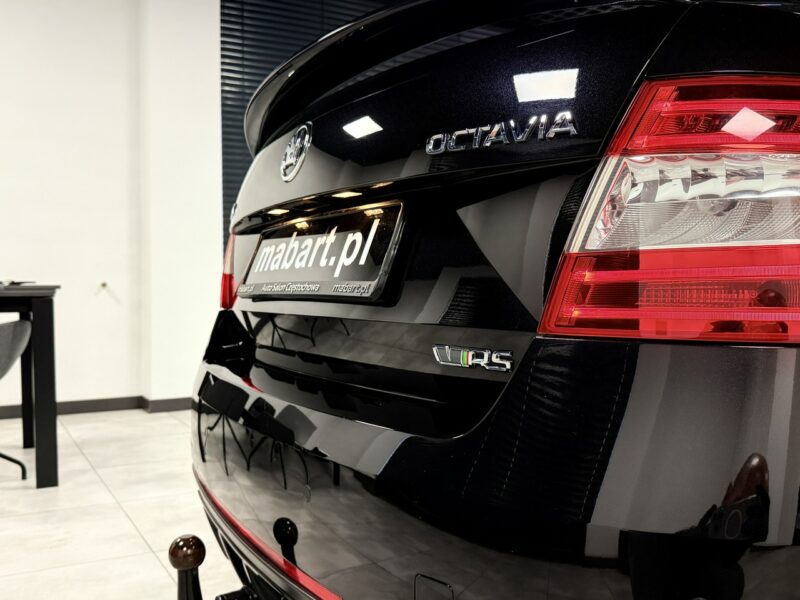 Škoda Octavia RS 2.0 TDI 184KM*VRSMode*KeyLessGo*LED*Bi-Xenon*Navi*Skóry*HAK*Niemiec III (2013-)
