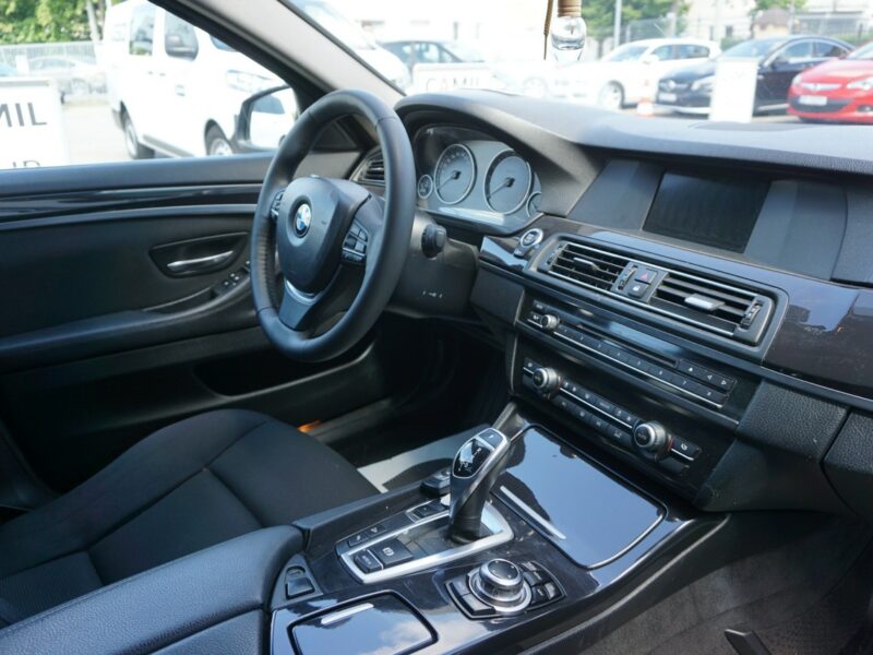 BMW 525 zarejestrowany, ubezpieczony F10 (2009-2017)