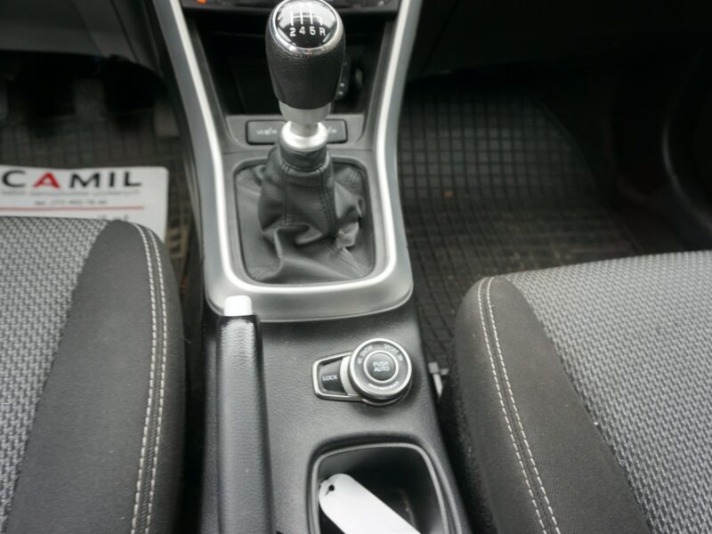 Suzuki SX4 S-Cross polski salon