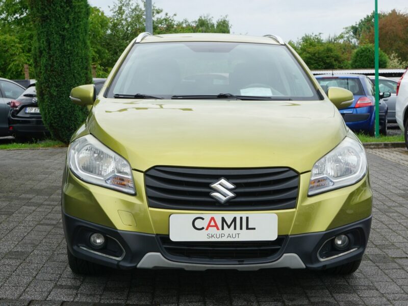 Suzuki SX4 S-Cross polski salon