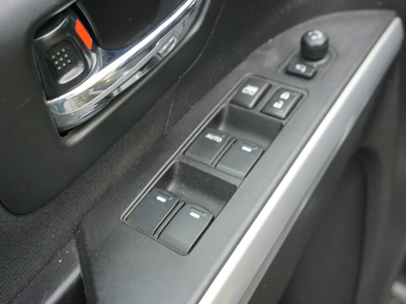Suzuki SX4 S-Cross polski salon
