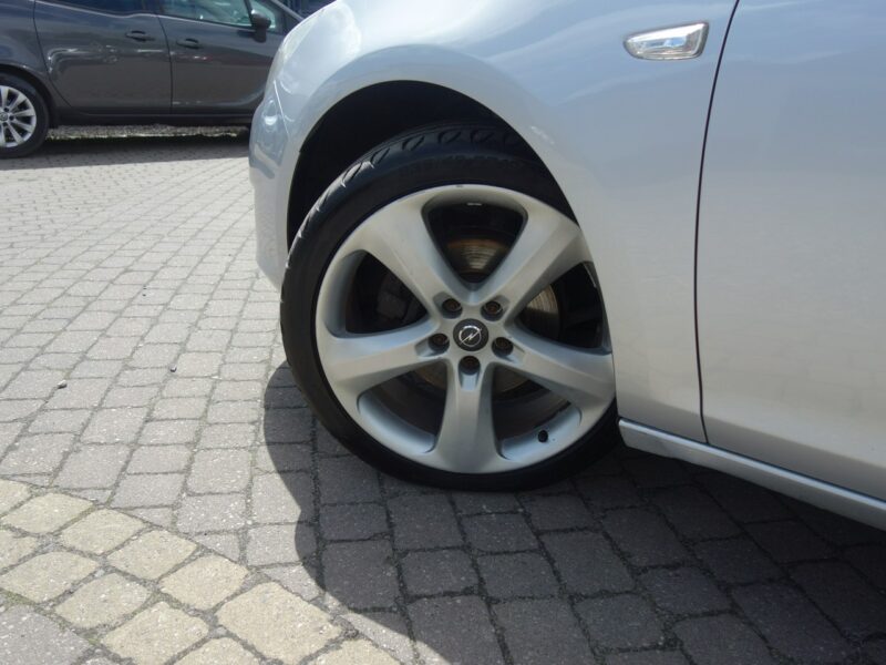 Opel Astra OPEL ASTRA KOMBI J (2009-2019)