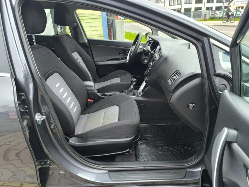 Kia Cee'd 1.6 CRDi 128KM Klimatronic II (2012-)
