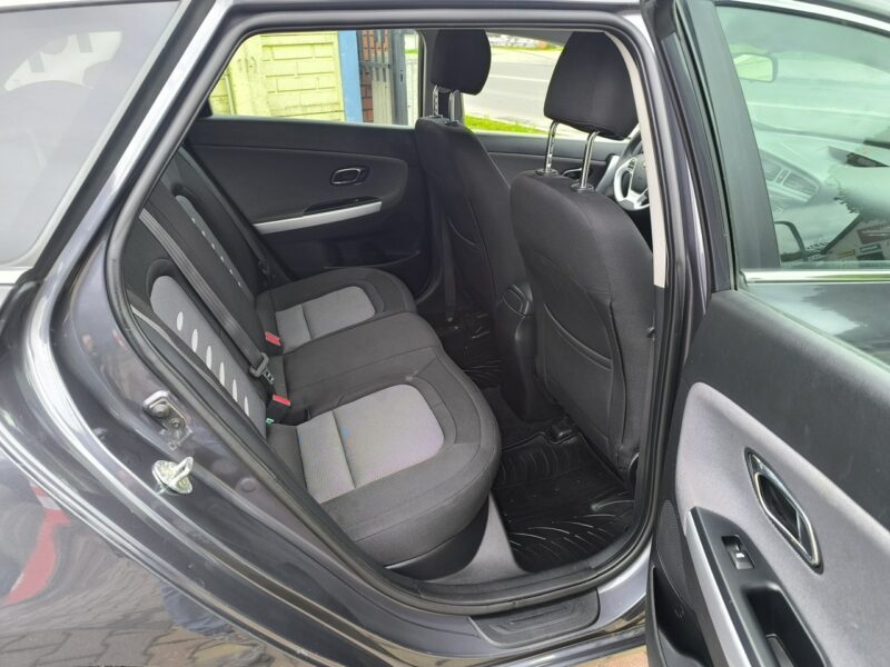Kia Cee'd 1.6 CRDi 128KM Klimatronic II (2012-)