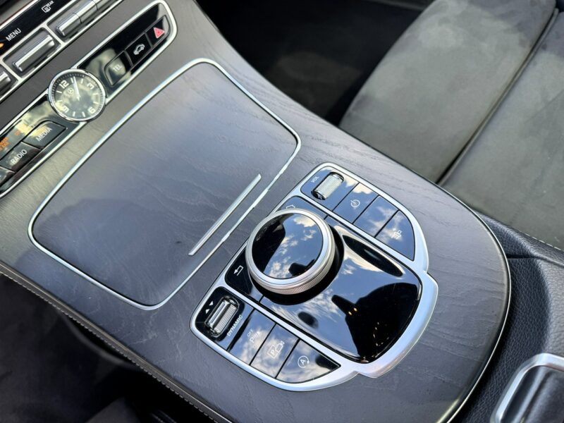 Mercedes E 220 Polski Salon, Pełny serwis, Panorama dach, Kamera cofania, LED, AMG W213 (2016-)