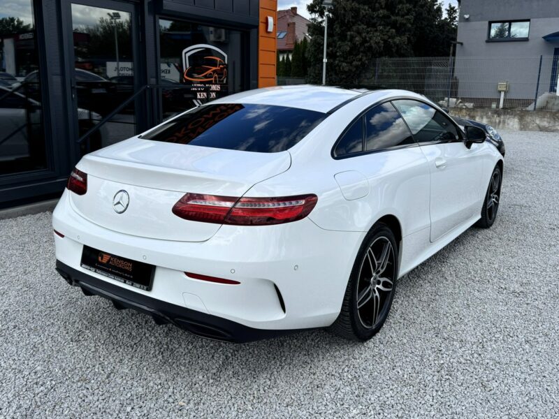Mercedes E 220 Polski Salon, Pełny serwis, Panorama dach, Kamera cofania, LED, AMG W213 (2016-)