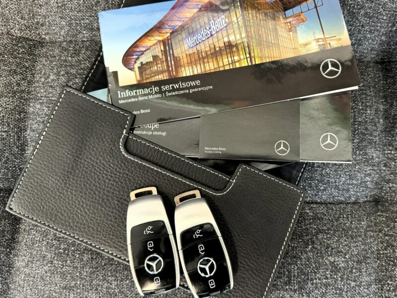Mercedes E 220 Polski Salon, Pełny serwis, Panorama dach, Kamera cofania, LED, AMG W213 (2016-)