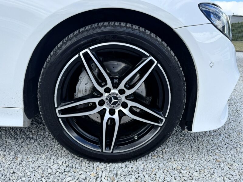 Mercedes E 220 Polski Salon, Pełny serwis, Panorama dach, Kamera cofania, LED, AMG W213 (2016-)