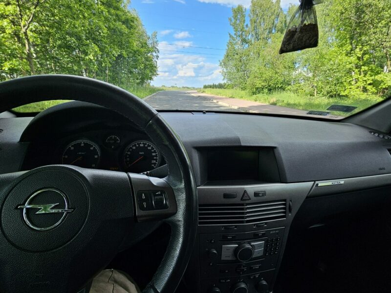 Opel Astra sprawna * klima* H (2004-2014)