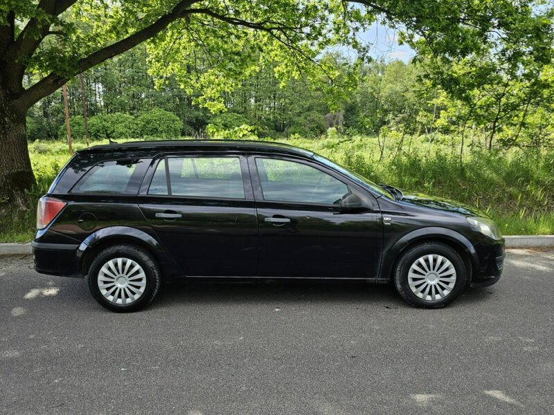Opel Astra sprawna * klima* H (2004-2014)