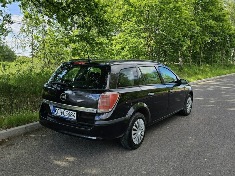 Opel Astra sprawna * klima* H (2004-2014)