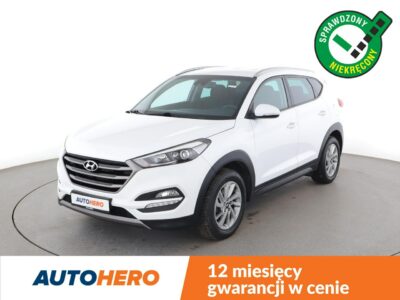 Hyundai Tucson navi klima auto grzane fotele i kierownica kamera i czujniki parkowani III (2015-2020)