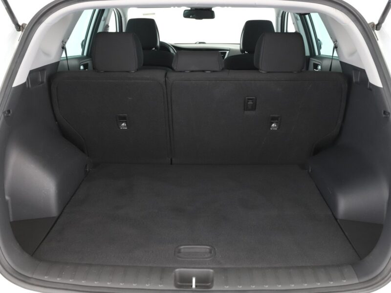 Hyundai Tucson navi klima auto grzane fotele i kierownica kamera i czujniki parkowani III (2015-2020)