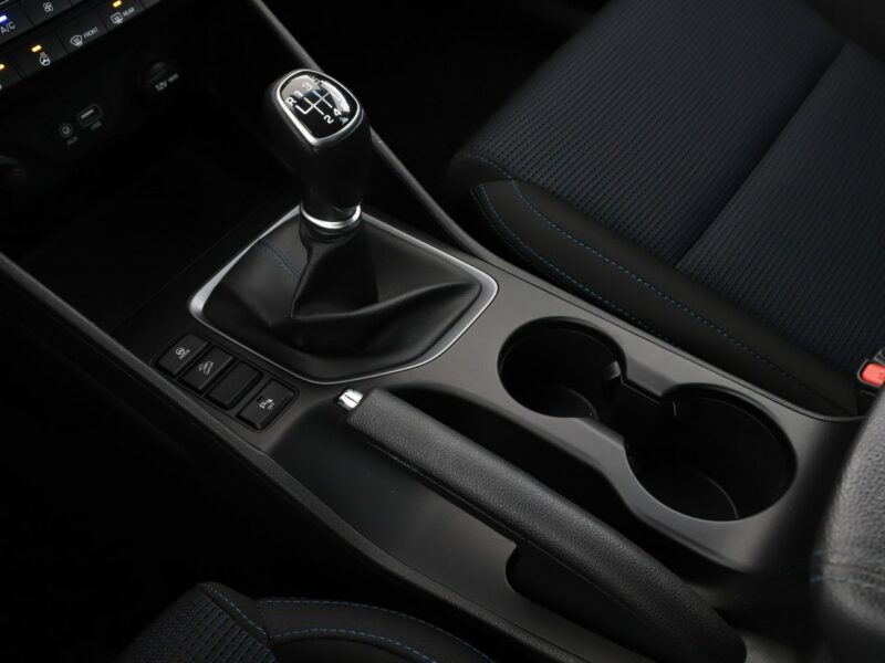 Hyundai Tucson navi klima auto grzane fotele i kierownica kamera i czujniki parkowani III (2015-2020)