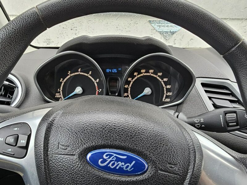 Ford Fiesta Ford Fiesta 1,3 pb * ładna* Mk7 (2008-)