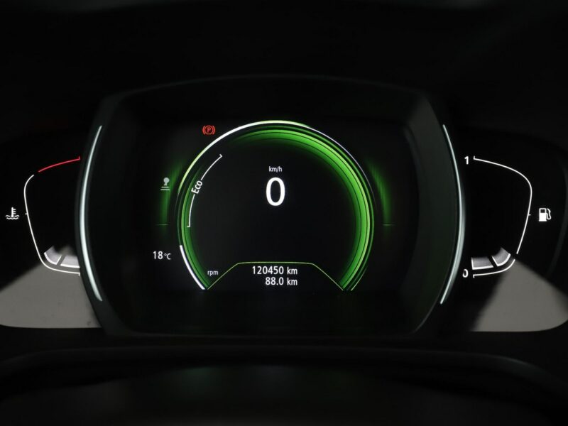Renault Kadjar klima auto, czujniki parkowania, multifunkcja I (2015-)