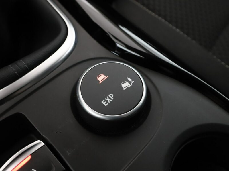 Renault Kadjar klima auto, czujniki parkowania, multifunkcja I (2015-)