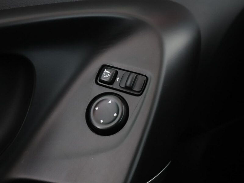 Renault Kadjar klima auto, czujniki parkowania, multifunkcja I (2015-)