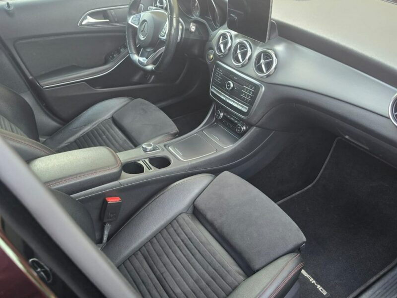 Mercedes GLA 220