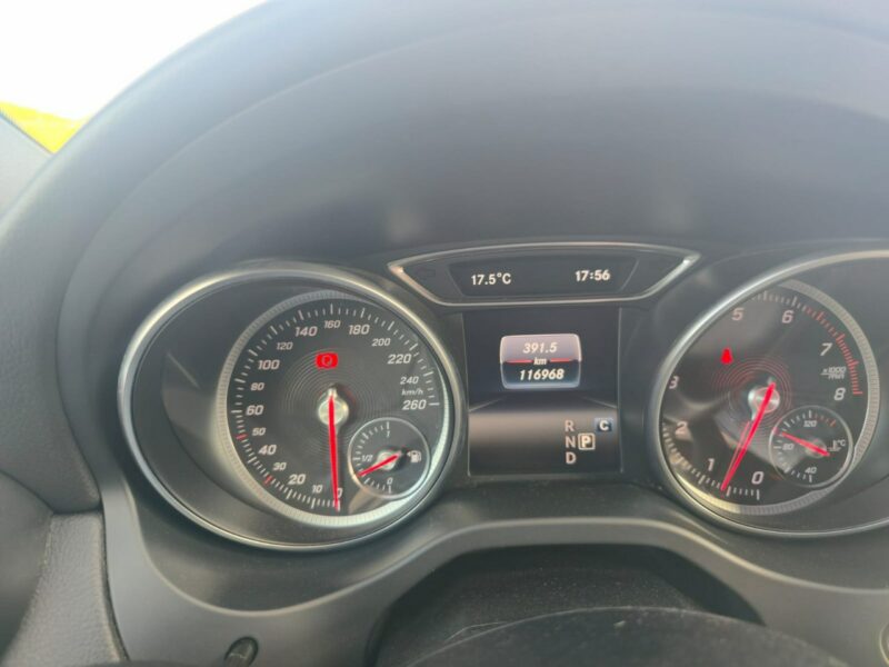 Mercedes GLA 220