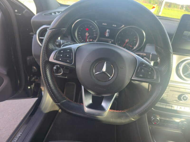 Mercedes GLA 220
